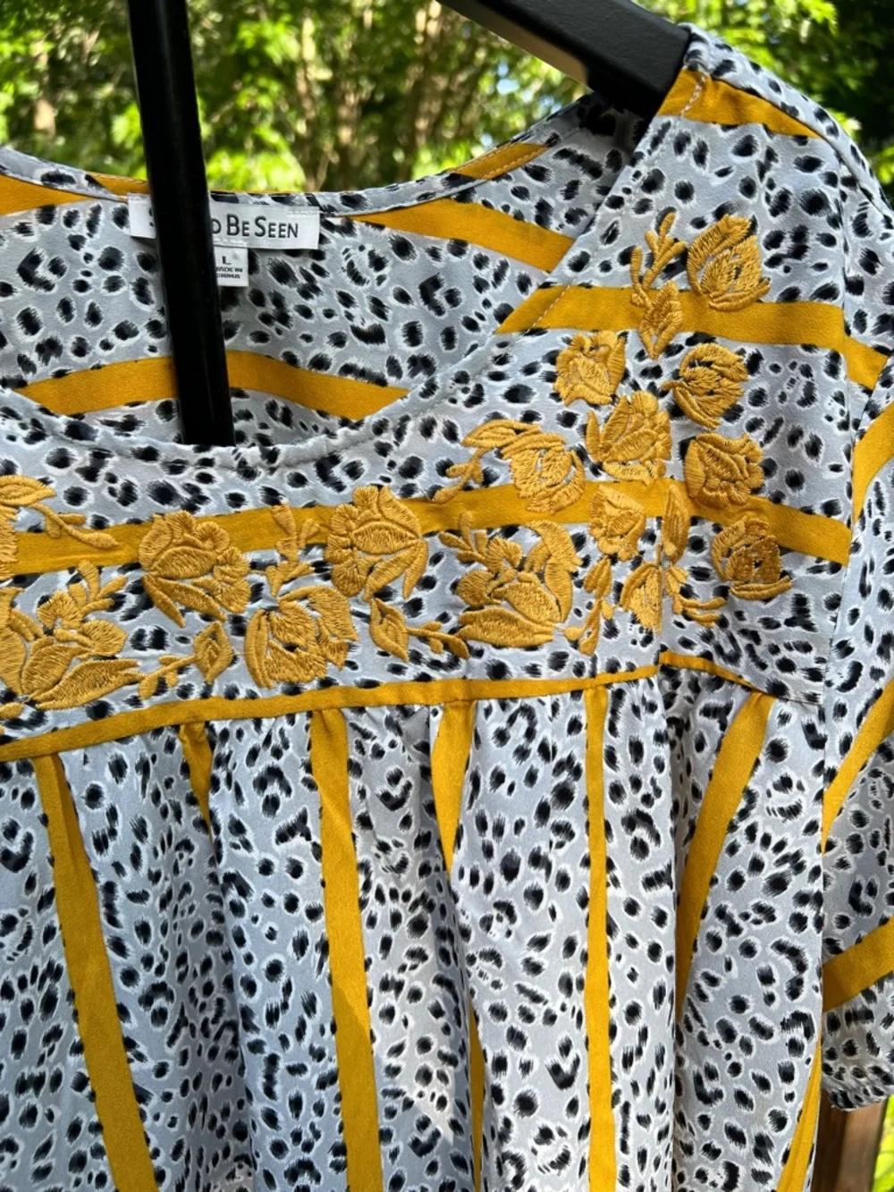 SEE AND BE SEEN Gray Leopard and Gold Yellow Embroidered Striped Tunic - Picture 2 of 7